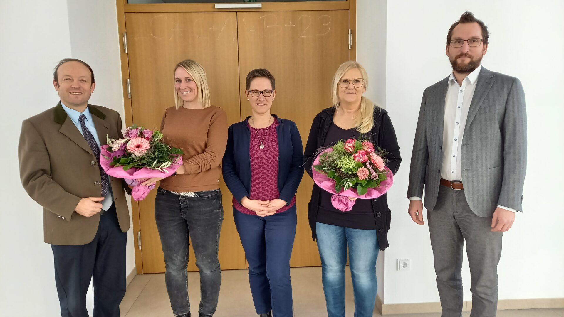 Gruppenfoto vom Abschluss des Lehrgangs zur Qualifizierte Kita-Managementleitung